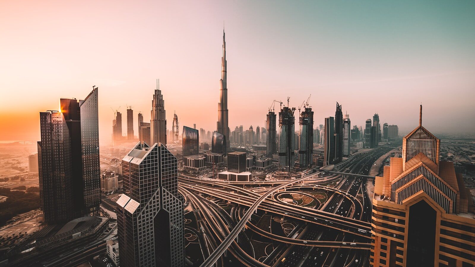 نظام العلامات التجارية في الإمارات: دليل للمستثمرين السعوديين